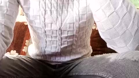 Snapshot of marocreda33 chatting on 02/23/25, 11:11 marocreda33 online show from 02/23/25, 11:11