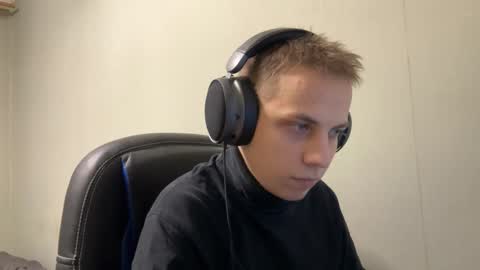 Snapshot of maroooa chatting on 01/14/26, 12:49 Marko online show from 01/14/26, 12:49