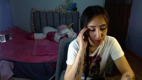 Snapshot of maroval2 chatting on 02/27/25, 04:09 maroval online show from 02/27/25, 04:09