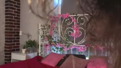 Andriella online show from 04/21/26, 09:48