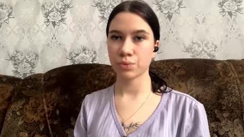 Snapshot of marquittamelia chatting on 12/17/25, 07:36 Giulia online show from 12/17/25, 07:36