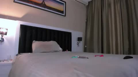 -- Mari -- online show from 02/20/26, 10:05