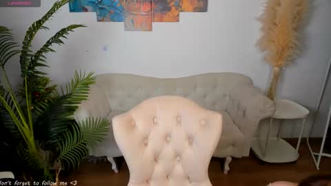 Marrie online show from 12/18/25, 01:28