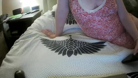 Jess and Nick online show from 02/11/25, 03:40