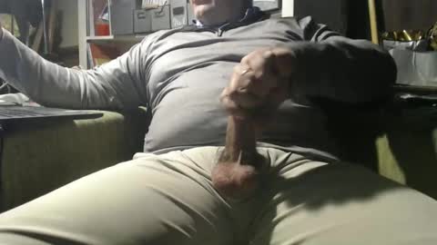 Snapshot of marrieddad19751975 chatting on 02/01/25, 02:26 only fans marrieddad19751975 online show from 02/01/25, 02:26