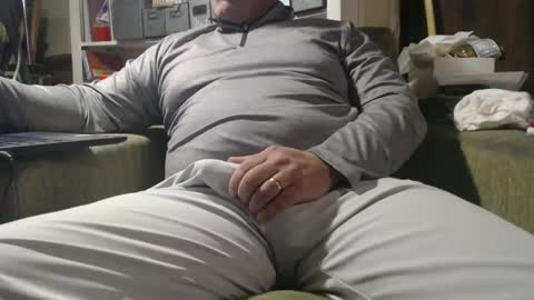 Snapshot of marrieddad19751975 chatting on 02/14/25, 09:34 only fans marrieddad19751975 online show from 02/14/25, 09:34