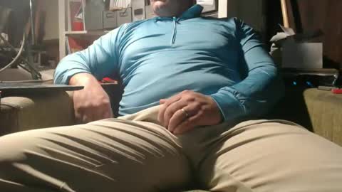 Snapshot of marrieddad19751975 chatting on 02/27/25, 09:43 only fans marrieddad19751975 online show from 02/27/25, 09:43