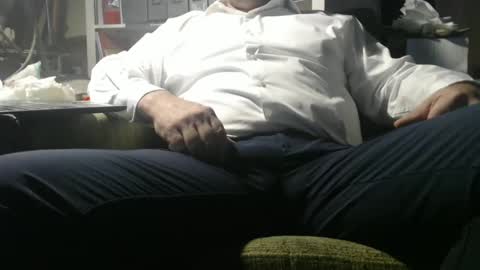 Snapshot of marrieddad19751975 chatting on 03/10/25, 12:18 only fans marrieddad19751975 online show from 03/10/25, 12:18