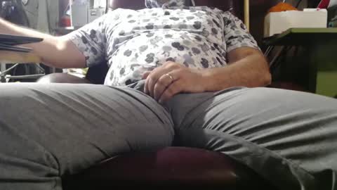 Snapshot of marrieddad19751975 chatting on 09/15/25, 02:11 only fans marrieddad19751975 online show from 09/15/25, 02:11