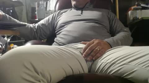 Snapshot of marrieddad19751975 chatting on 10/05/25, 09:29 only fans marrieddad19751975 online show from 10/05/25, 09:29