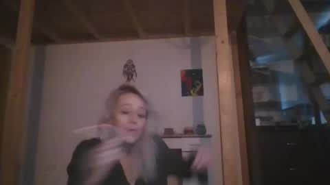 MaryGoRound online show from 01/29/25, 09:33