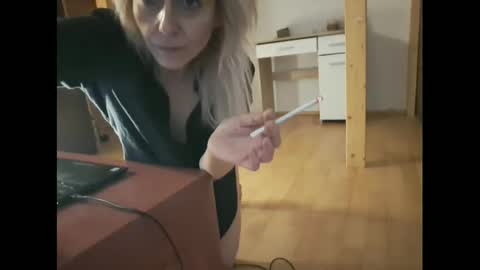 MaryGoRound online show from 01/31/25, 02:28