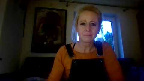 MaryGoRound online show from 10/16/25, 03:57