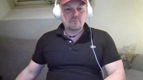 mars0481 online show from 12/17/25, 04:24