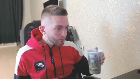 Marselle online show from 01/08/25, 09:55