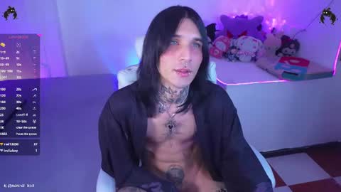 Snapshot of marshall_cazher chatting on 07/11/26, 05:43 marshall online show from 07/11/26, 05:43