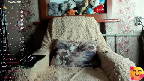 Snapshot of marshmallow_xxx chatting on 01/16/26, 08:46 Elsa Lovense Lush is active Open Pvt Welcome to the world of pleasure online show from 01/16/26, 08:46