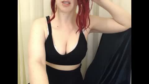 Hi im Kate online show from 06/29/26, 10:10