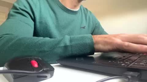 marsupilami_82_ online show from 11/19/25, 10:26