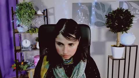 Snapshot of martaedams chatting on 04/23/26, 12:29 martaedams online show from 04/23/26, 12:29