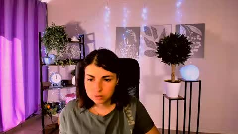 Snapshot of martaedams chatting on 06/08/26, 05:08 martaedams online show from 06/08/26, 05:08
