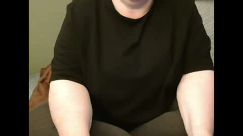 Snapshot of marthabriest chatting on 01/05/25, 08:11 Martha online show from 01/05/25, 08:11