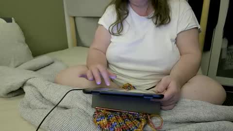 Snapshot of marthabriest chatting on 09/20/25, 03:18 Martha online show from 09/20/25, 03:18