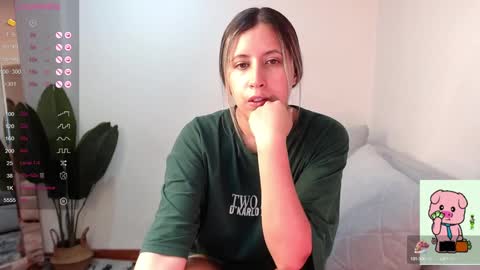 Snapshot of marthina_thompson chatting on 09/29/25, 04:56 marthina thompson online show from 09/29/25, 04:56