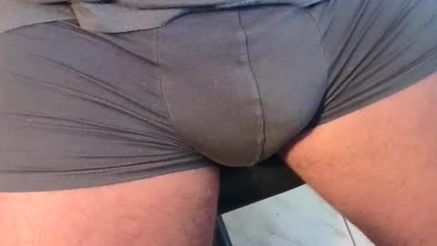 Snapshot of martial04 chatting on 10/04/25, 03:21 martial04 online show from 10/04/25, 03:21