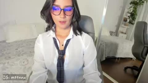 Snapshot of martiiinaa_ chatting on 07/11/26, 02:58 Martina online show from 07/11/26, 02:58