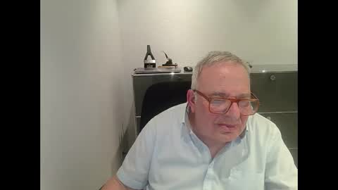 martin_1947 online show from 02/23/25, 11:14