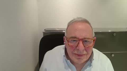 martin_1947 online show from 01/11/26, 08:14