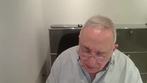 martin_1947 online show from 02/28/26, 09:27