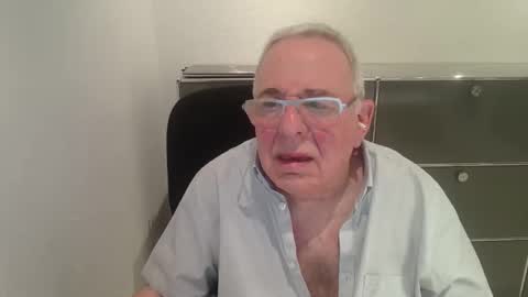 martin_1947 online show from 04/07/26, 09:48
