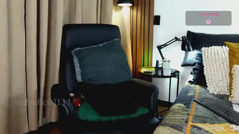 Snapshot of martin_colby05 chatting on 05/19/26, 01:56 ONLYFANS Sotoandres modelo independiente online show from 05/19/26, 01:56