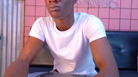 Martin online show from 11/11/25, 01:16