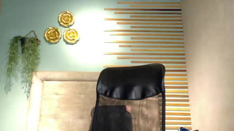 Snapshot of martin_killer chatting on 06/07/26, 01:15 Martin online show from 06/07/26, 01:15