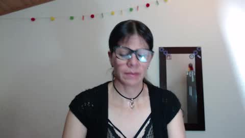 Martina online show from 10/20/25, 02:06