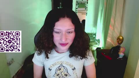 mari online show from 01/11/25, 02:30