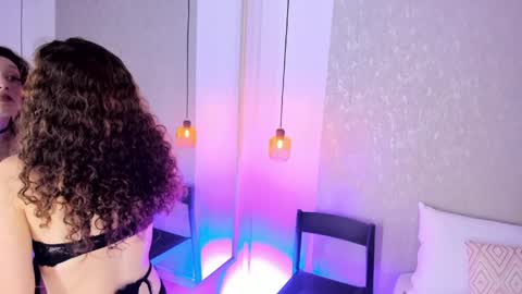 mari online show from 04/24/26, 08:44
