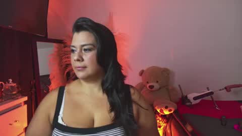 Snapshot of martina_foxy01 chatting on 05/22/26, 11:27 Martina Foxy online show from 05/22/26, 11:27