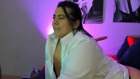   MARTINA   online show from 01/31/25, 08:54