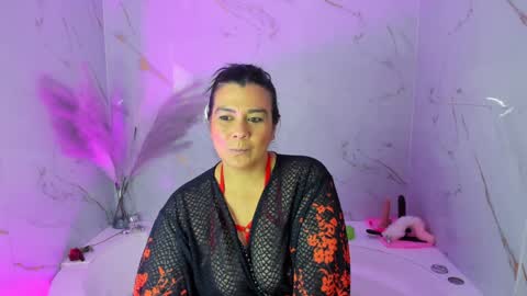   MARTINA   online show from 02/02/25, 12:24