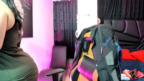   MARTINA   online show from 02/05/25, 11:23