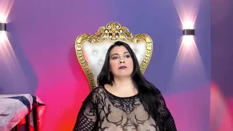   MARTINA   online show from 09/28/25, 12:21