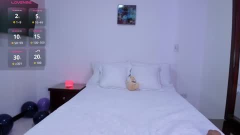 Martina online show from 11/24/25, 09:36