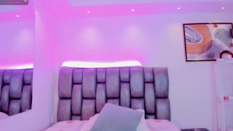 Martina online show from 09/11/25, 12:16