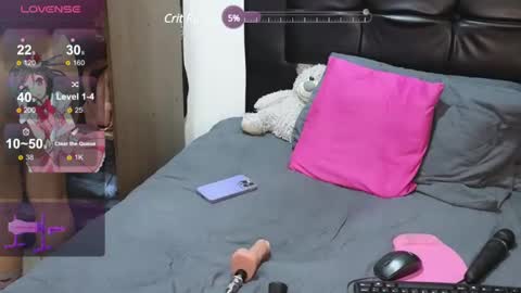 Snapshot of martina_roberts_ll chatting on 01/04/25, 07:02 Martina online show from 01/04/25, 07:02