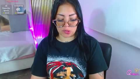 Hey im martina online show from 04/28/26, 03:22