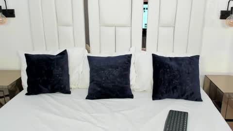 Martina Black online show from 01/18/25, 08:19